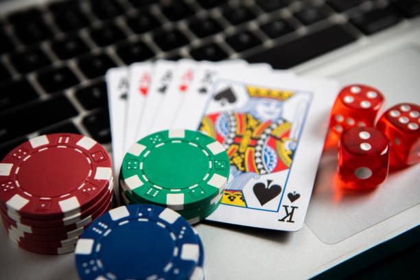 Live dealer Hot Pot table on mobile phone screen